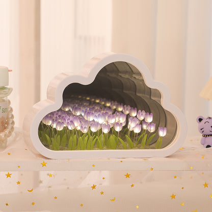 Tulip Aura Lamp